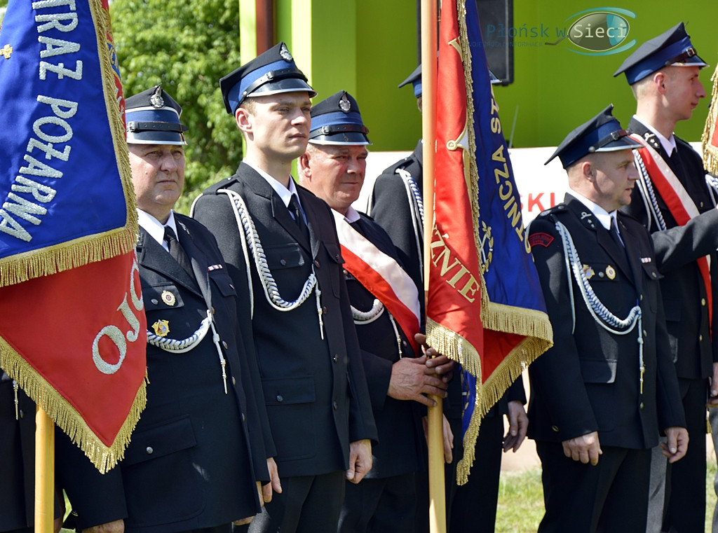 Dwie syreny, serca bicie OSP to jest ich życie. Trzeciomajowy bieg w Kownatach [FOTORELACJA]