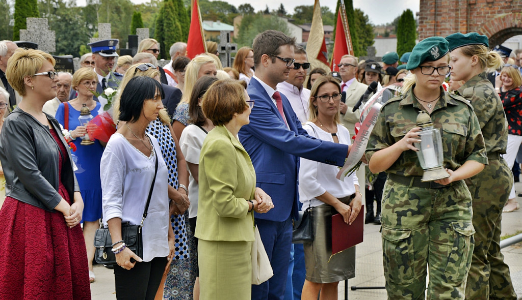 Płońskie obchody Bitwy Warszawskiej na cmentarzu