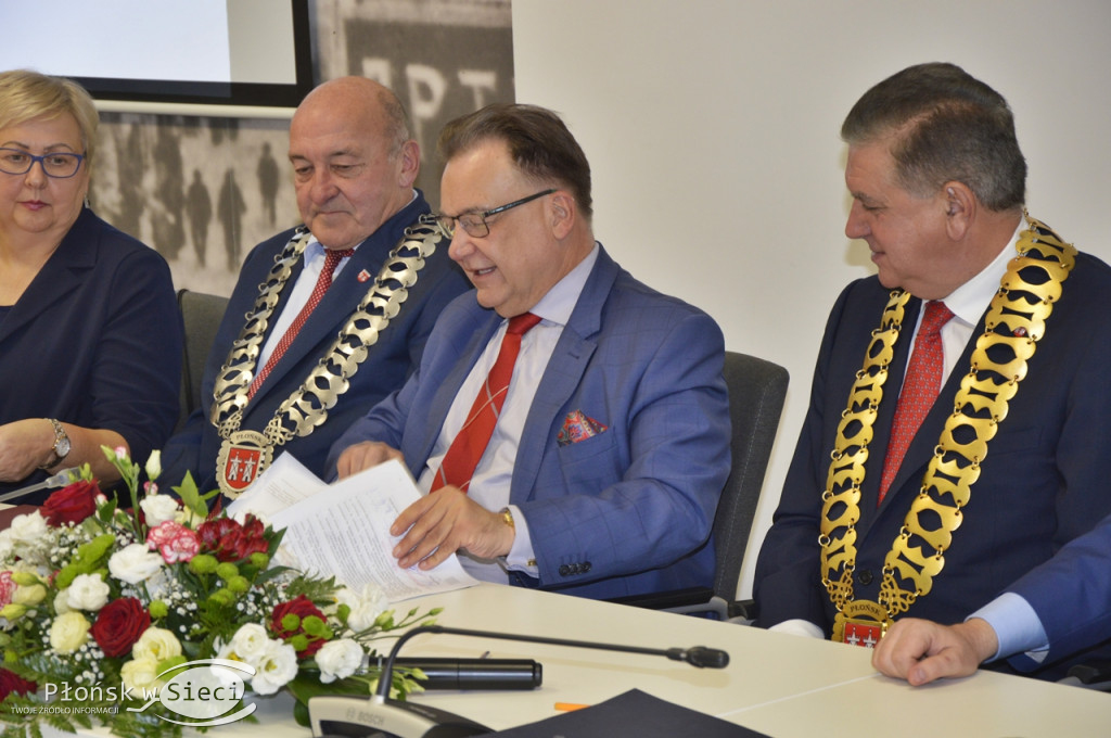 Podpisanie umowy na dotację dla Płońska