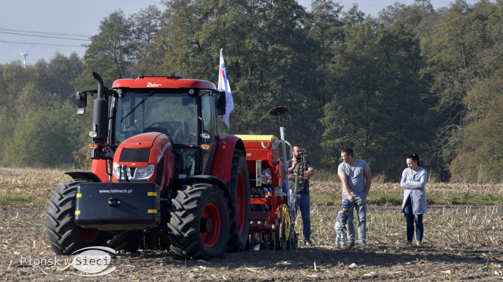 Jesienne pokazy polowe ciągników