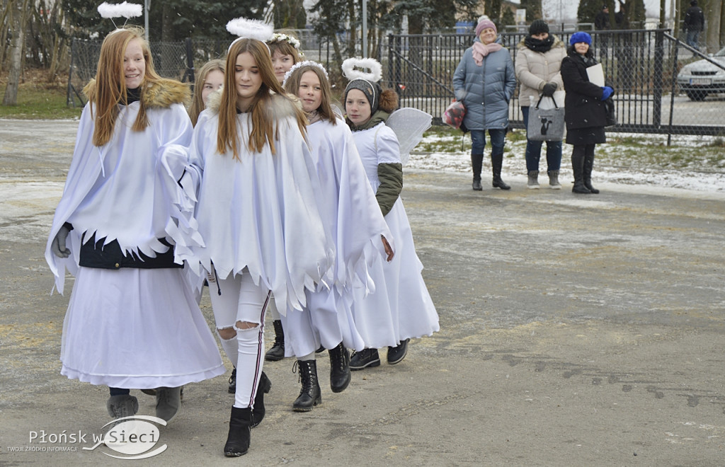 W Czerwińsku na traktorach do Jezusa