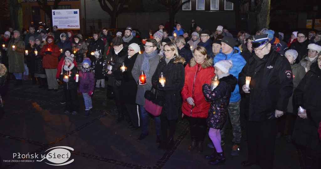 Płońsk okazał solidarność i sprzeciw wobec przemocy