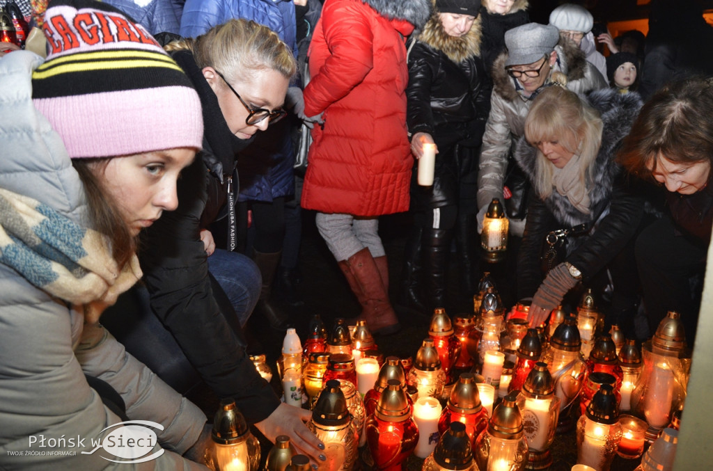 Płońsk okazał solidarność i sprzeciw wobec przemocy