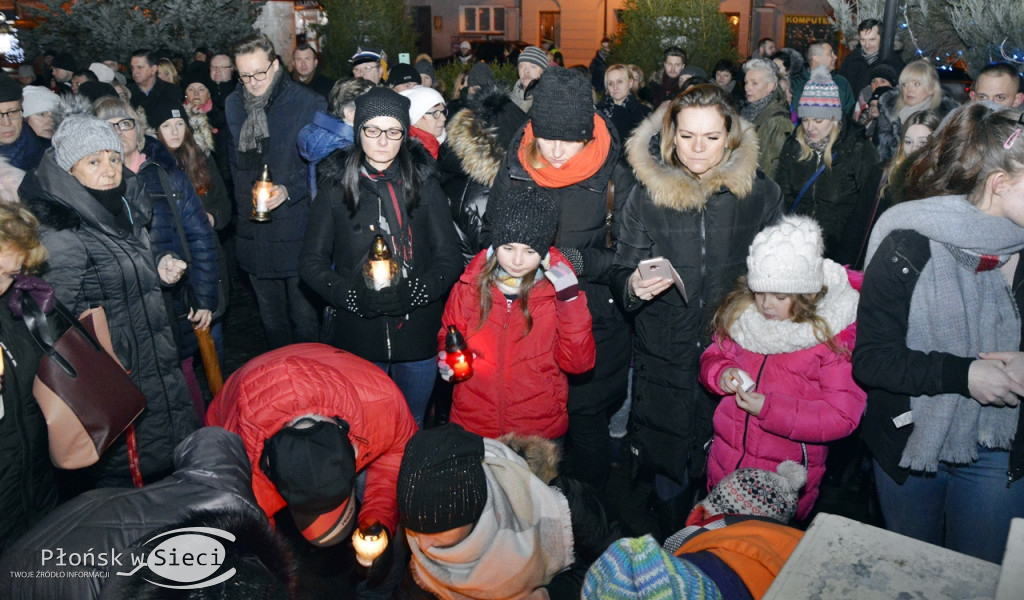 Płońsk okazał solidarność i sprzeciw wobec przemocy