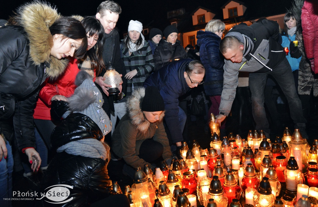 Płońsk okazał solidarność i sprzeciw wobec przemocy