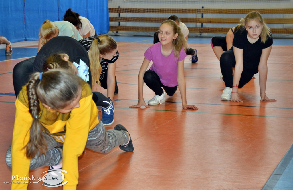 Charytatywny maraton fitness dla Elwiry