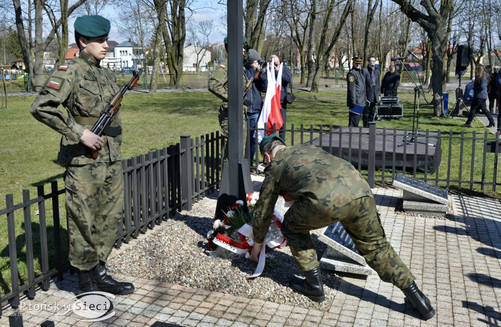 Płońsk pamiętał - Katyń...