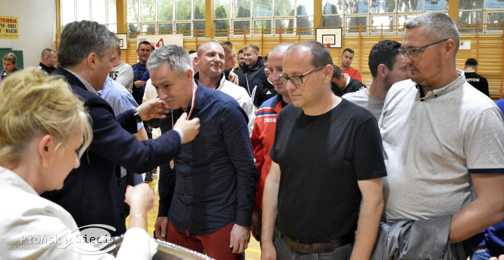 Dariusz Dziekanowski na halówce w Baboszewie