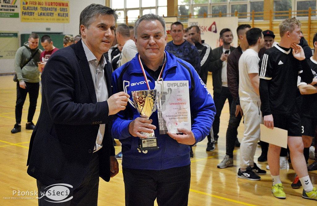 Dariusz Dziekanowski na halówce w Baboszewie