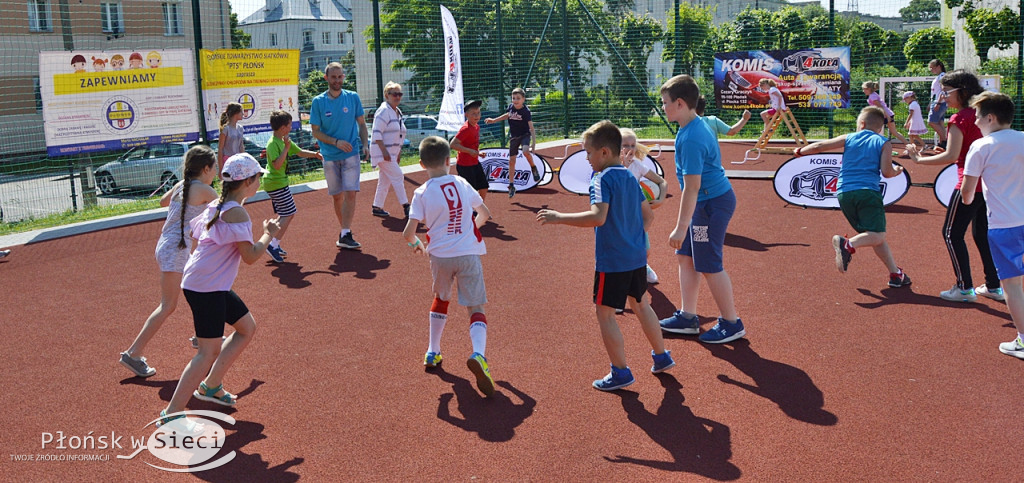 Dzień sportu w małej czwórce na szóstkę!