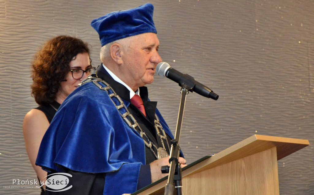 Uroczystość rozdania dyplomów UTH