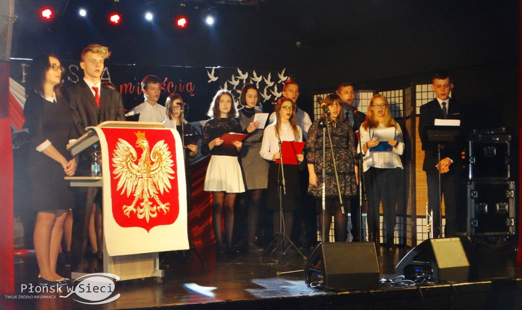 Wzruszający spektakl z okazji 11 listopada