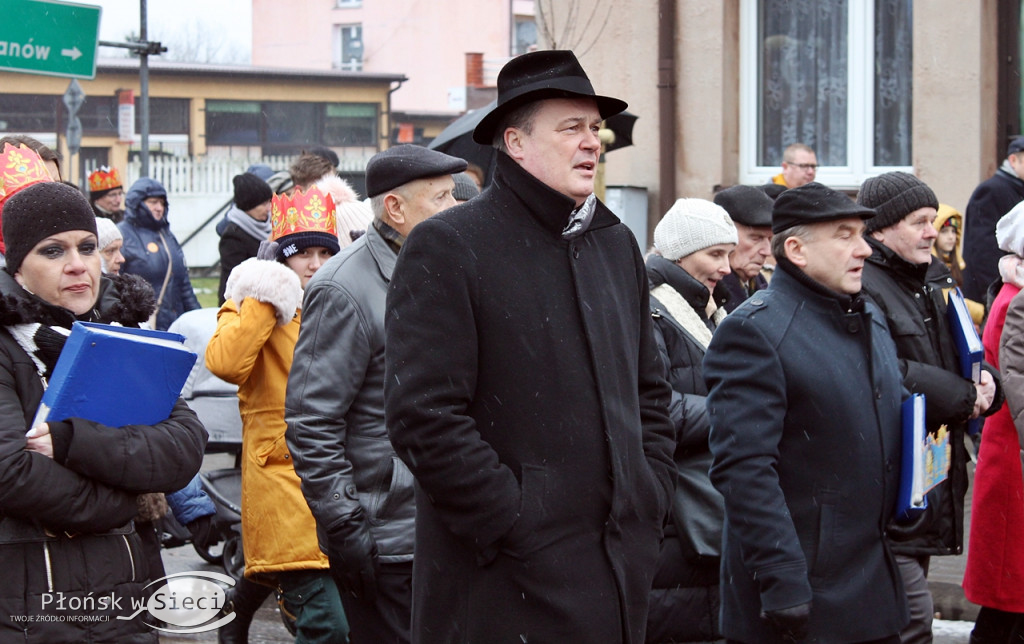 Trzej Królowie przeszli ulicami Raciąża