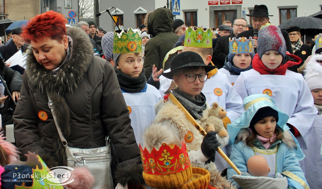 Trzej Królowie przeszli ulicami Raciąża