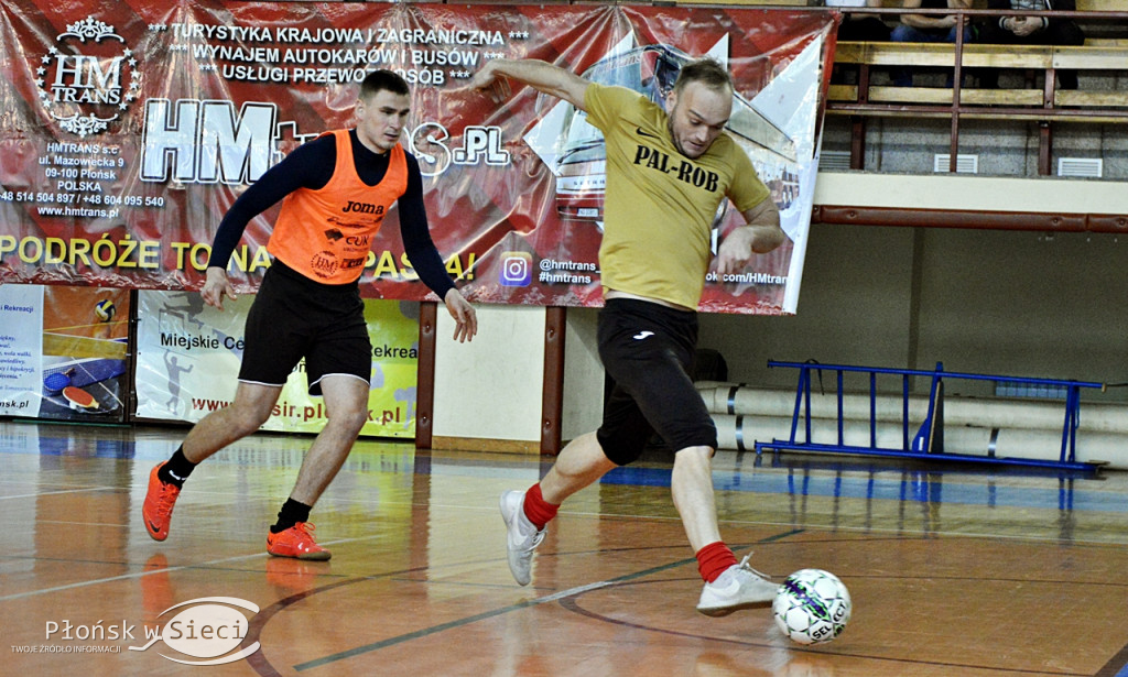 Pal-Rob Płońsk pozostaje liderem ligi HM Trans