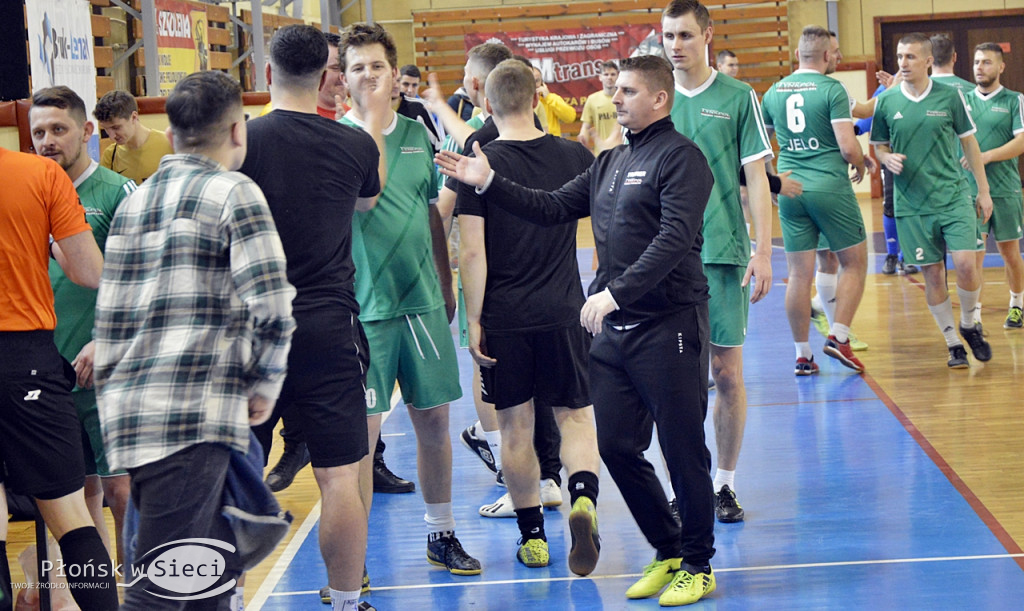 Pal-Rob Płońsk pozostaje liderem ligi HM Trans