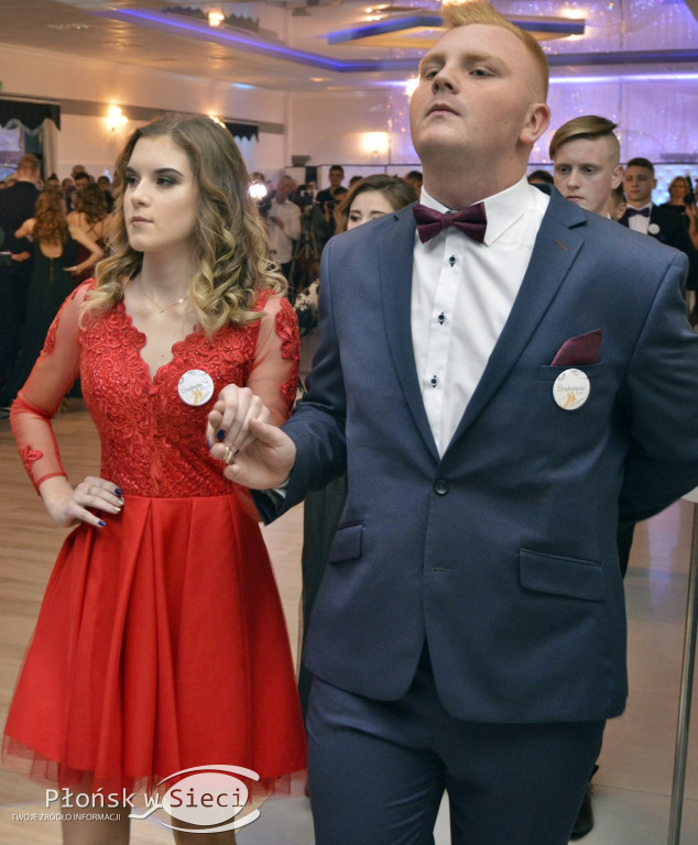 Poloneza czas zacząć! Bal maturzystów z ZS nr 1
