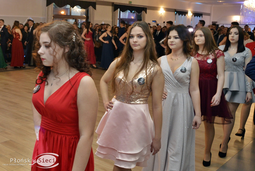Poloneza czas zacząć! Bal maturzystów z ZS nr 1