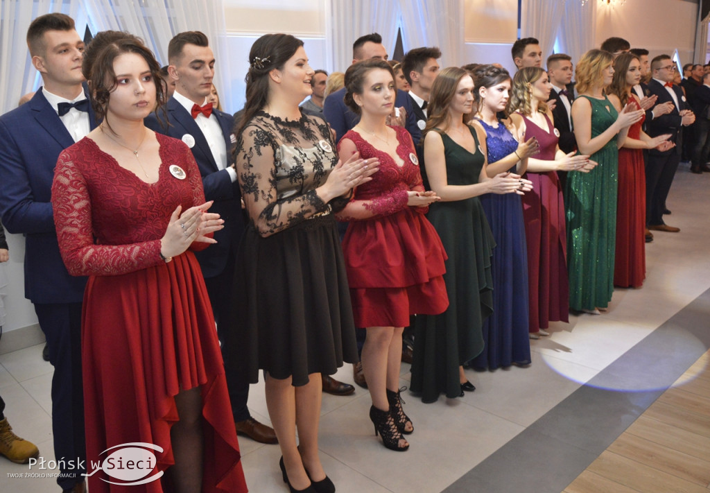 Poloneza czas zacząć! Bal maturzystów z ZS nr 1