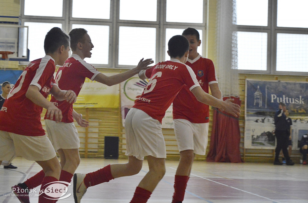 Piłkarze Football School grali w Pułtusku
