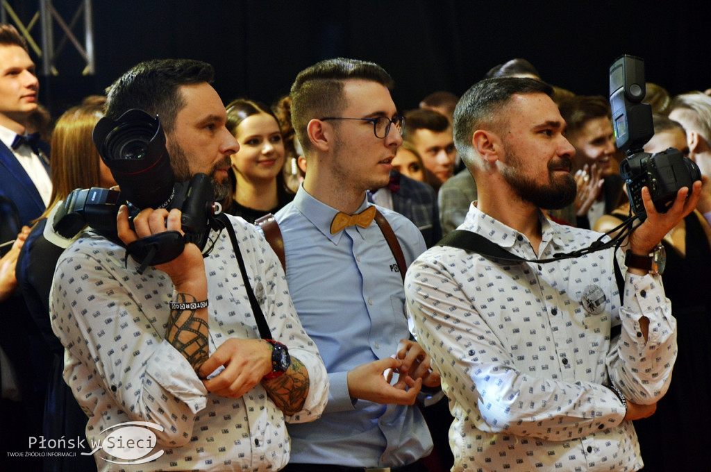 Studniówkowe ostatki w Płońsku - bawiło się I LO