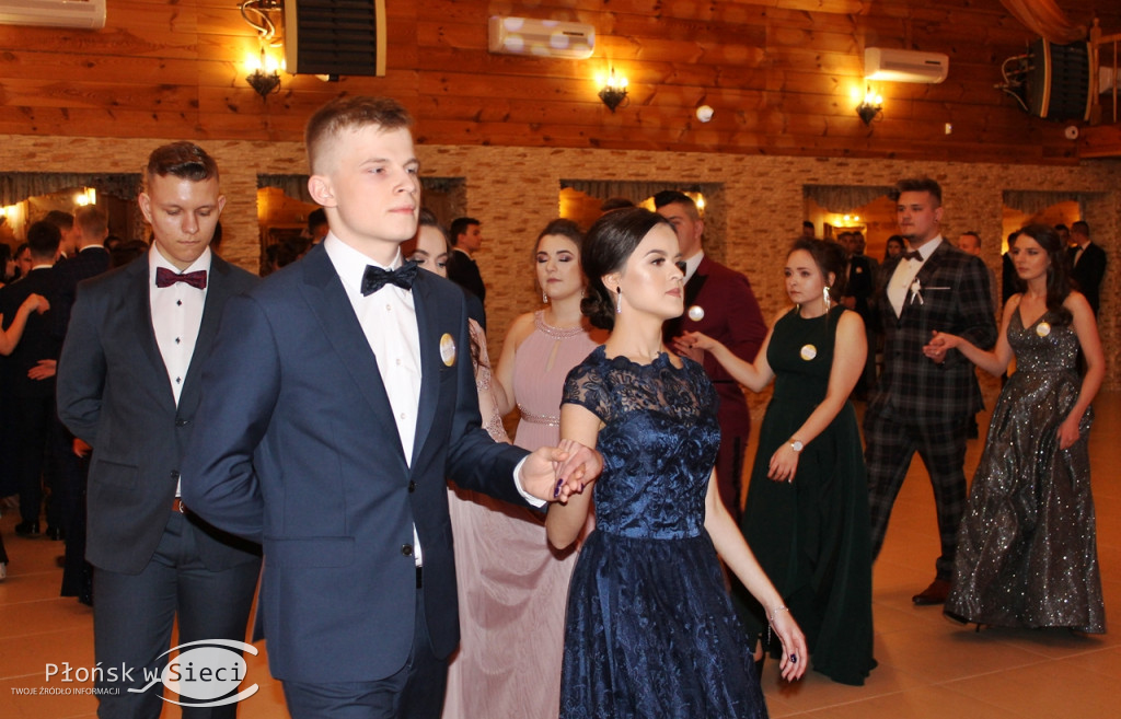 Niech żyje bal! Studniówka ZS w Raciążu