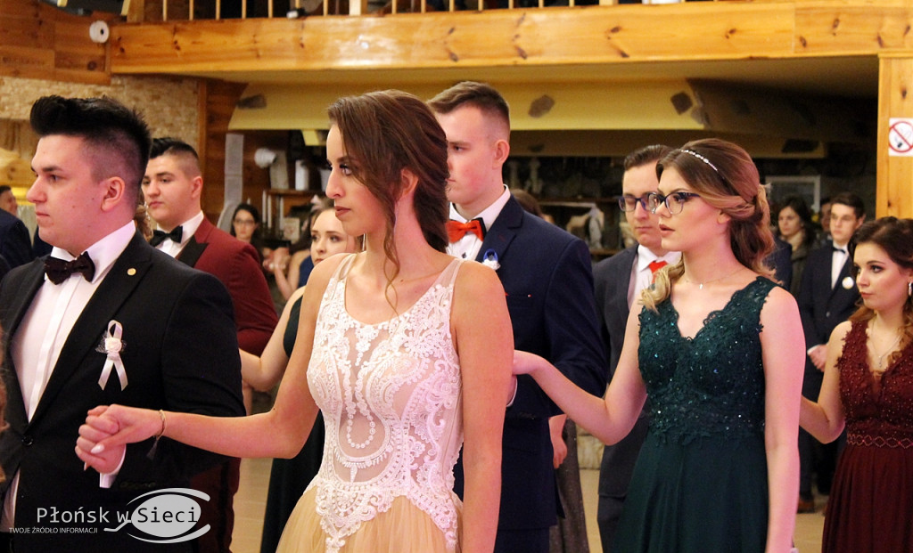 Niech żyje bal! Studniówka ZS w Raciążu