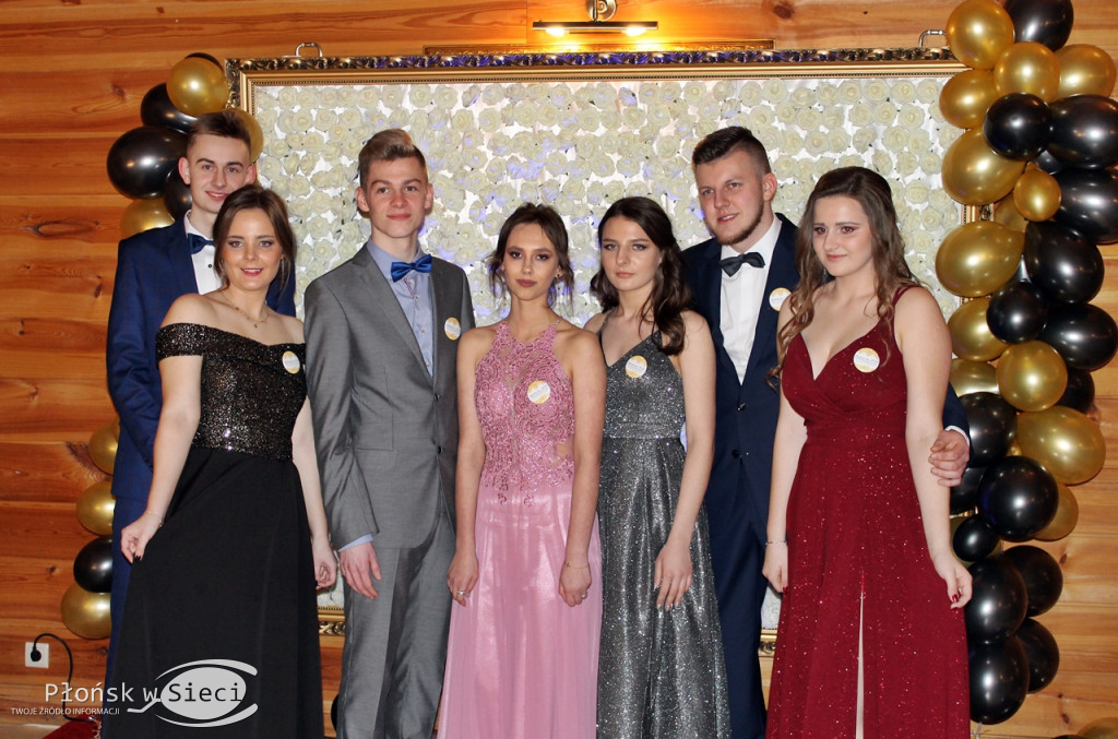 Niech żyje bal! Studniówka ZS w Raciążu