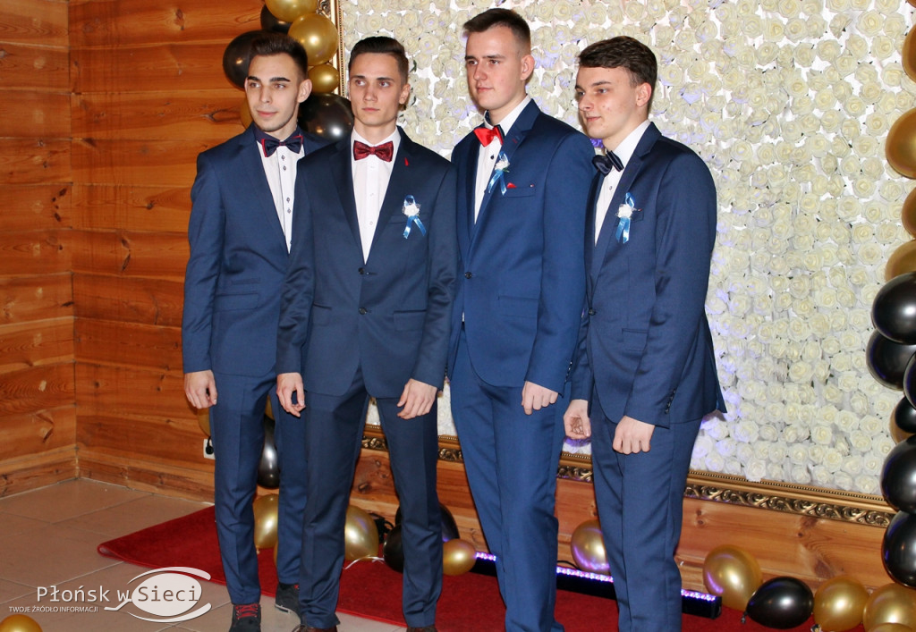 Niech żyje bal! Studniówka ZS w Raciążu