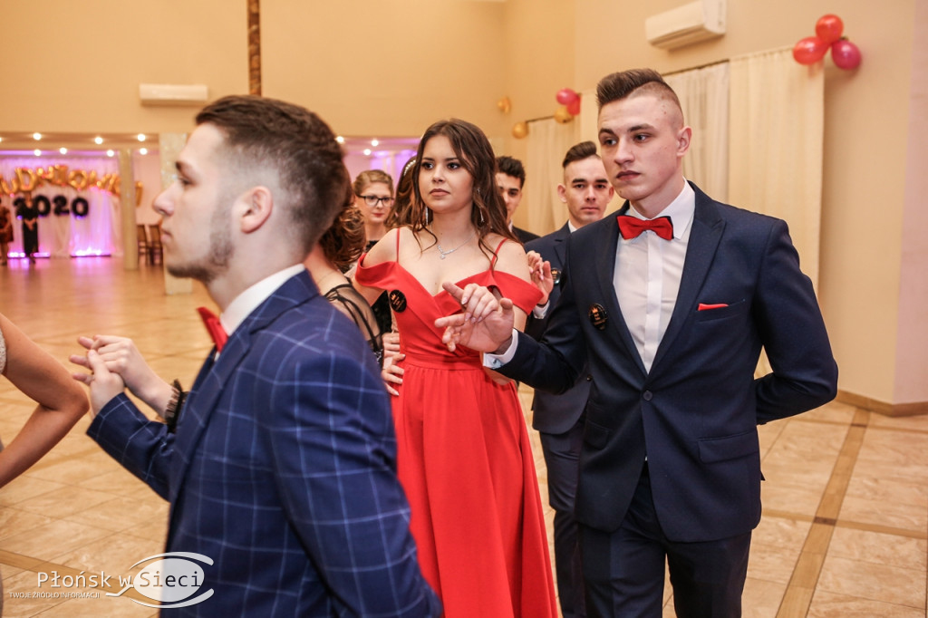 Studniówka maturzystów SLO w Raciążu