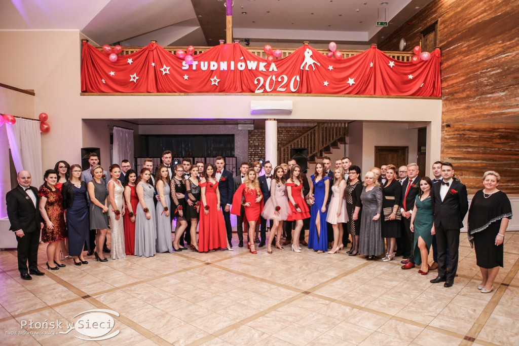 Studniówka maturzystów SLO w Raciążu