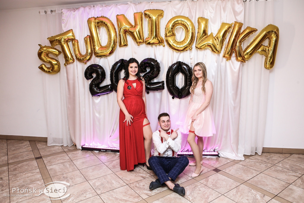 Studniówka maturzystów SLO w Raciążu