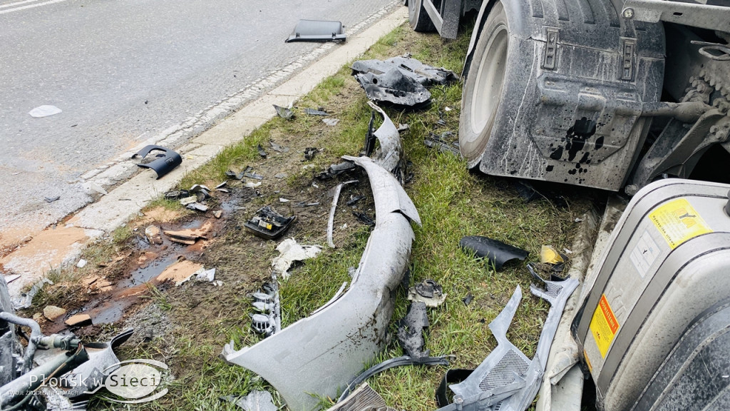 Tragiczne, czołowe zderzenie tira z osobówką