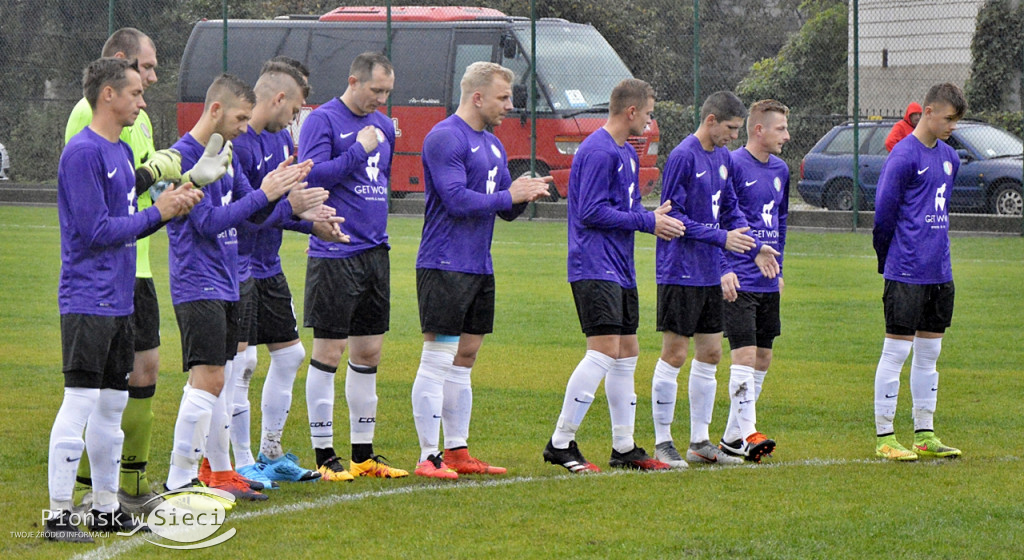 Derby Błękitni vs. Sona w strugach deszczu