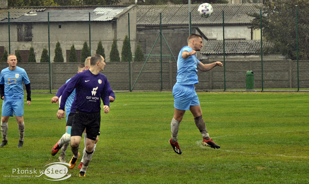 Derby Błękitni vs. Sona w strugach deszczu