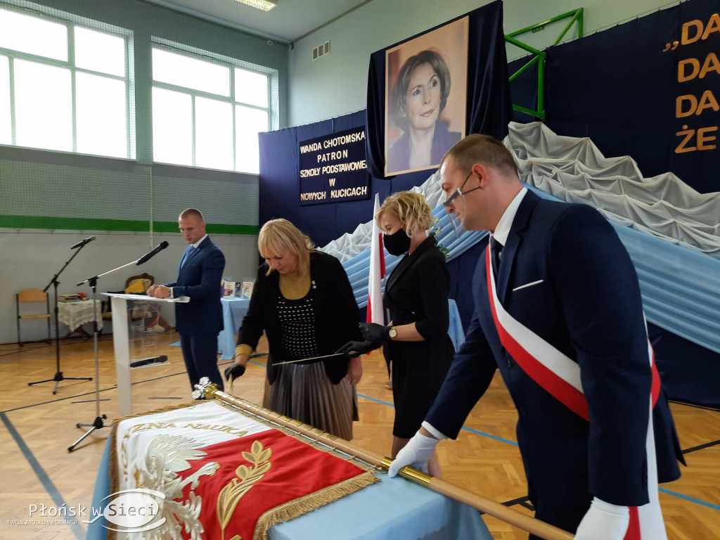 Podstawówka w Kucicach z patronem i sztandarem