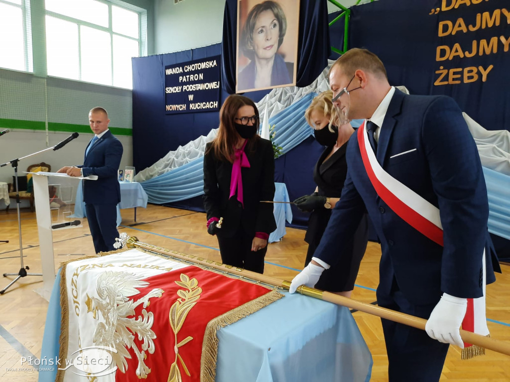 Podstawówka w Kucicach z patronem i sztandarem