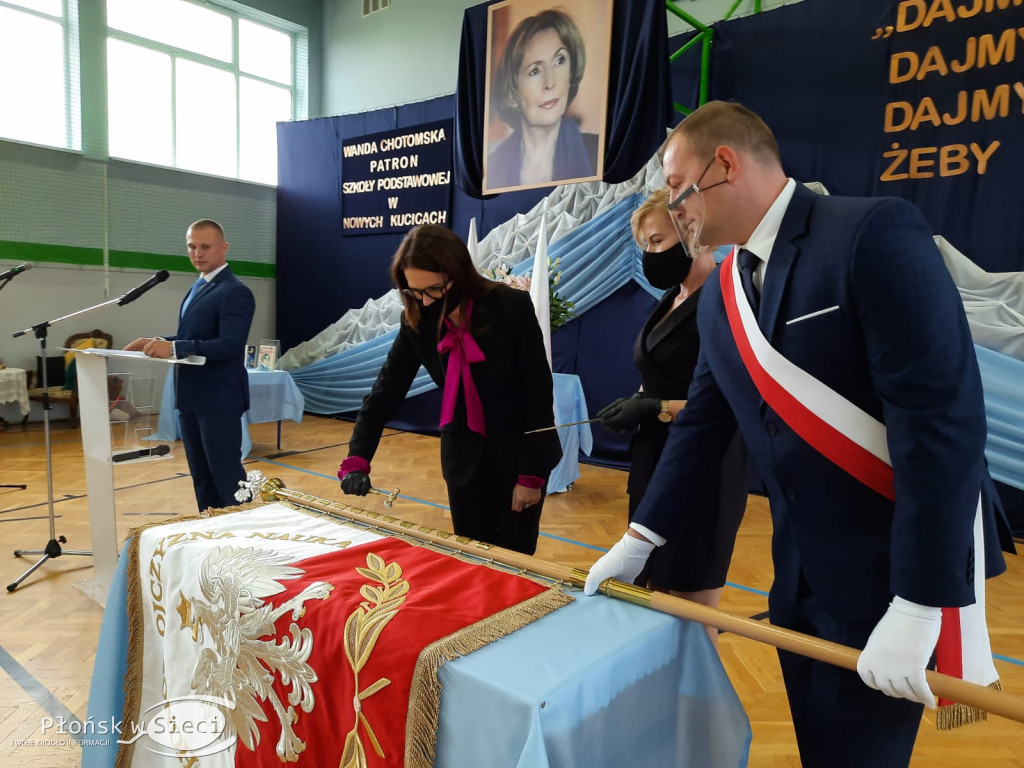Podstawówka w Kucicach z patronem i sztandarem