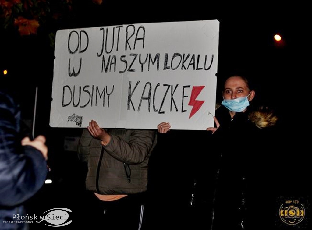 Protest #PiekłoKobiet w Nowym Mieście
