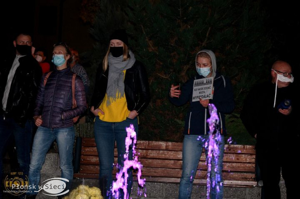 Protest #PiekłoKobiet w Nowym Mieście