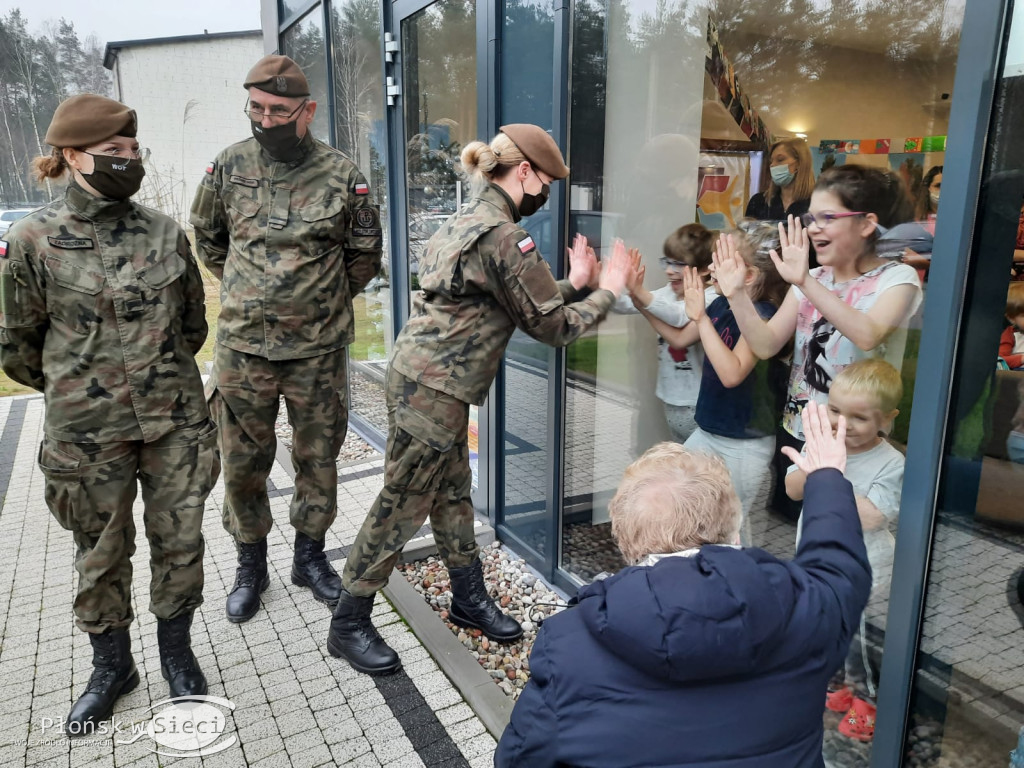 Obdarowali dzieci w Kraszewie-Czubakach