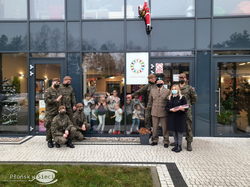 Obdarowali dzieci w Kraszewie-Czubakach