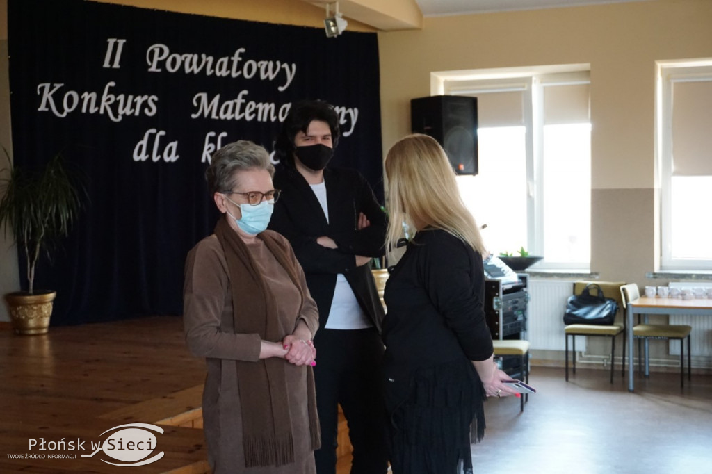 Uczniowie klas ósmych mierzyli się z 'matmą'