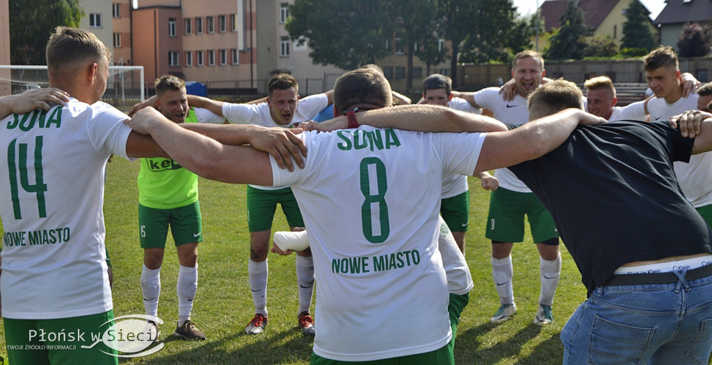 Derbowo na koniec piłkarskiego sezonu
