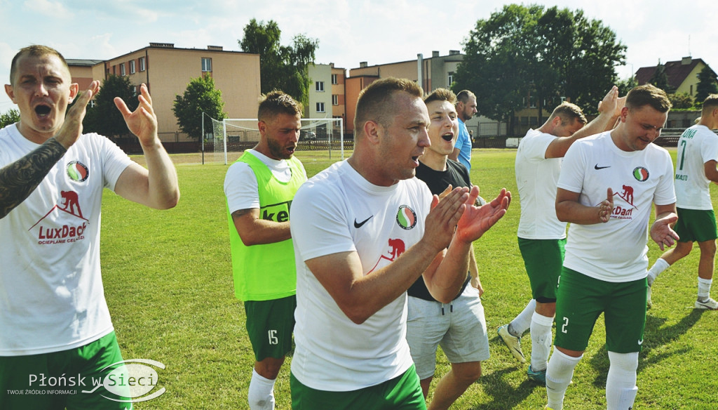 Derbowo na koniec piłkarskiego sezonu