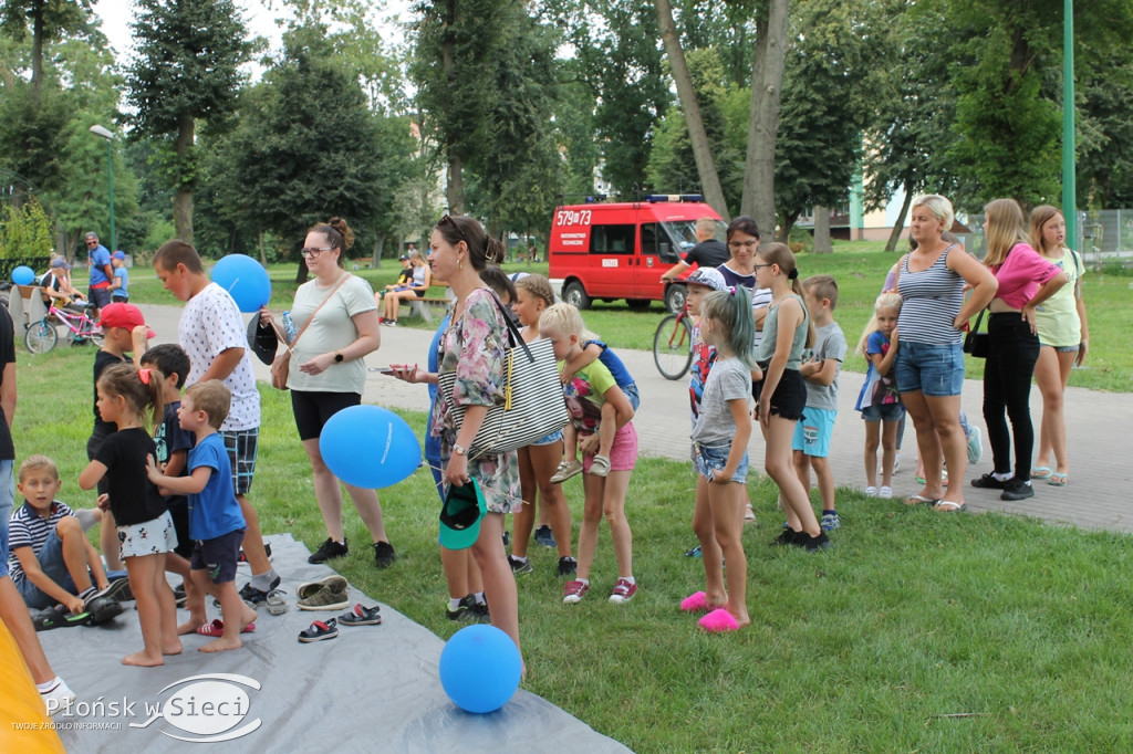 Plenerowa promocja szczepień w Raciążu