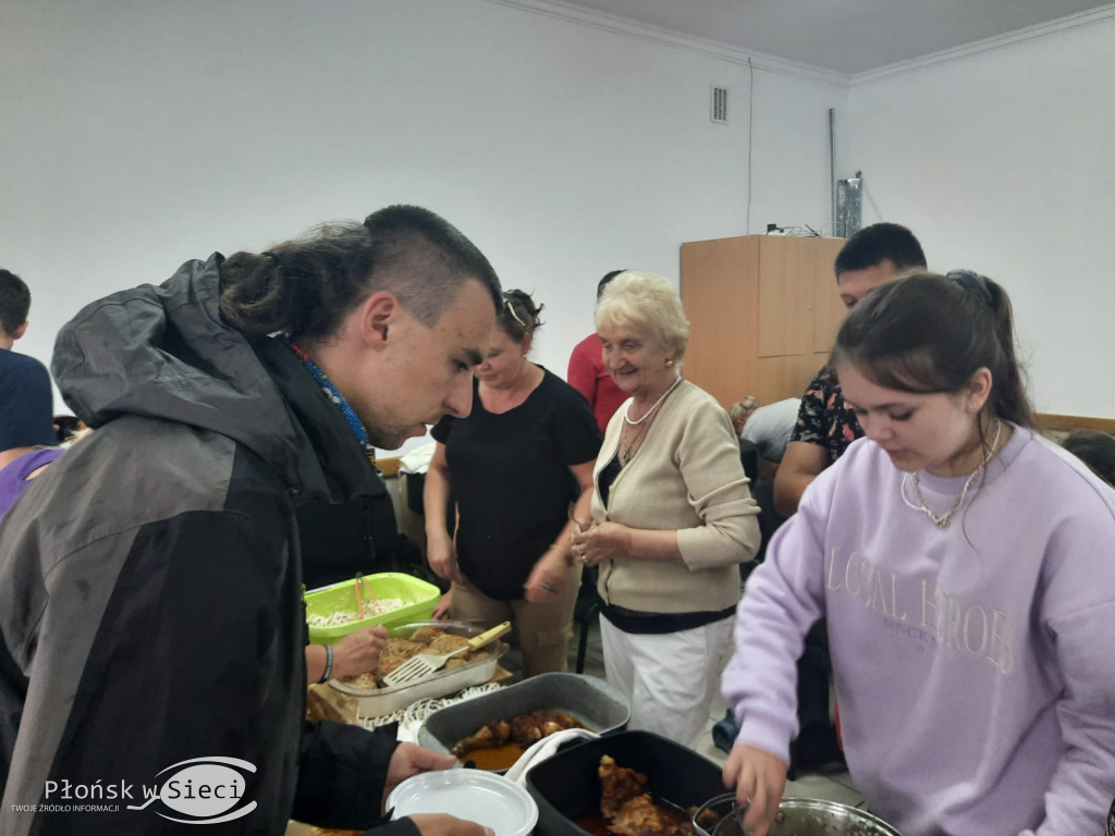 Pielgrzymi kroczą przez powiat płoński