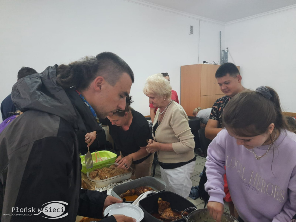 Pielgrzymi kroczą przez powiat płoński