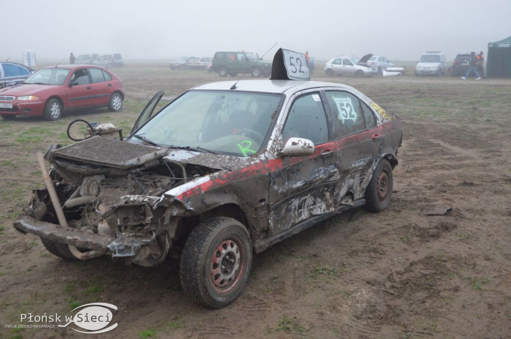 Motociekawy Wrak Race - zbiórka dla Bogusi