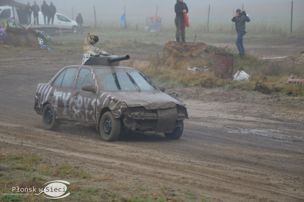 Motociekawy Wrak Race - zbiórka dla Bogusi